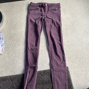 American Eagle Maroon Super Stretch Jeggings. Size 2.